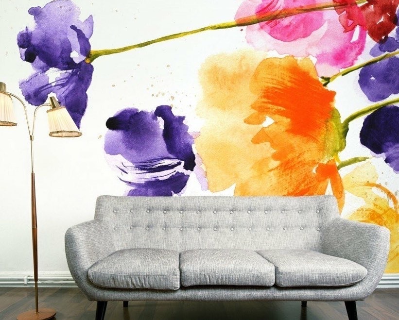 stampa verticale su muro fiori colorati